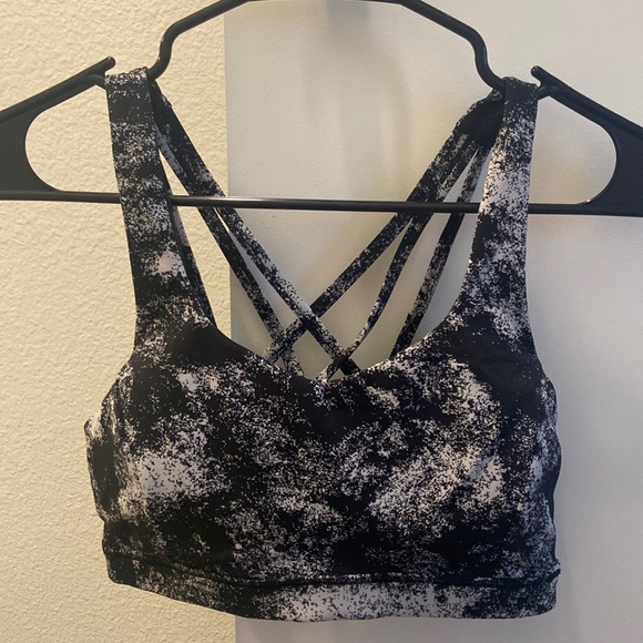lululemon athletica Other - Lululemon Bra - free to be Serene